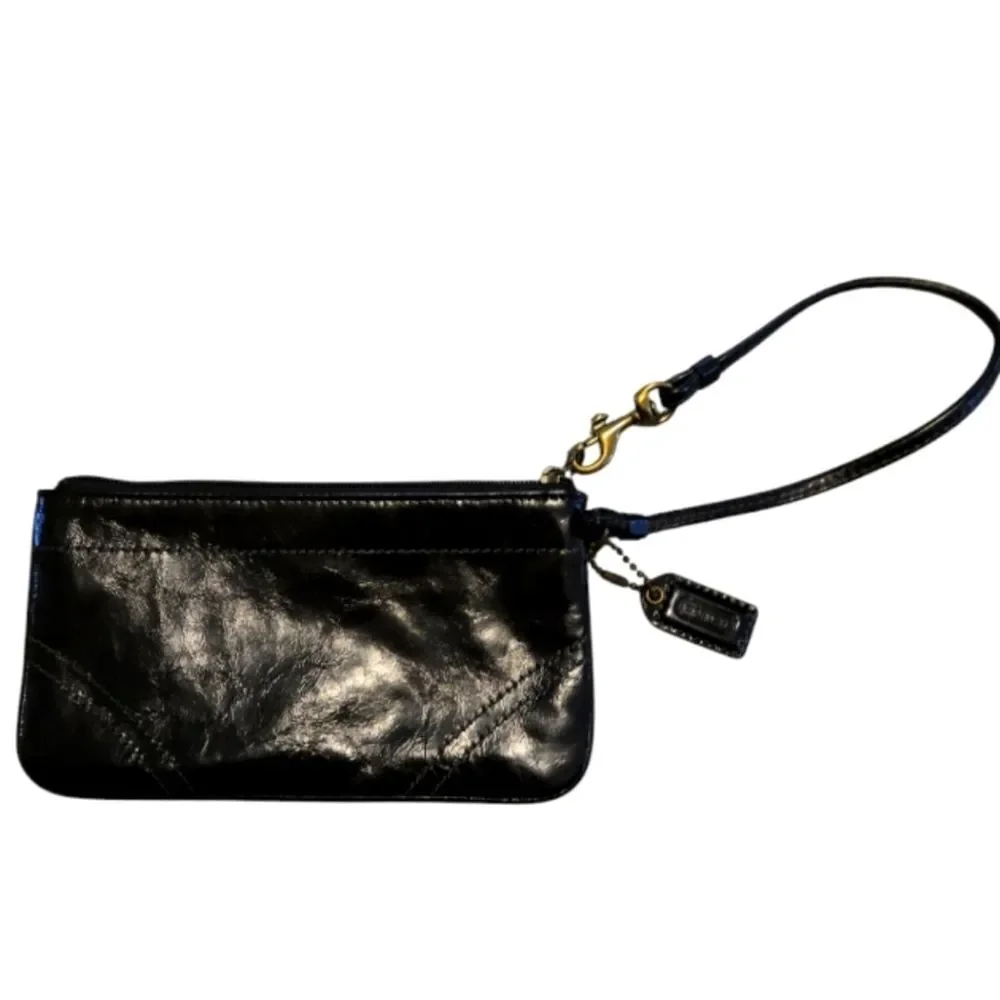 EC COACH VINTAGE LEATHER WRISTLET OS